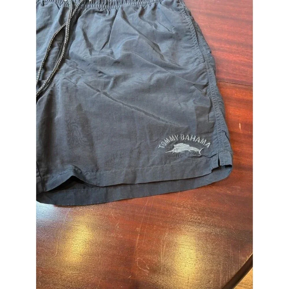 Tommy Bahama Relax Black Swim Trunks Men’s Large L Marlin Cargo Mesh Lined